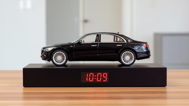 Budzik samochodowy Inspirowany Autem  Mercedes-Benz Klasy S (W223)