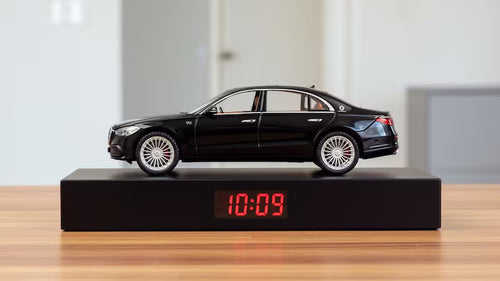 Budzik samochodowy Inspirowany Autem  Mercedes-Benz Klasy S (W223)