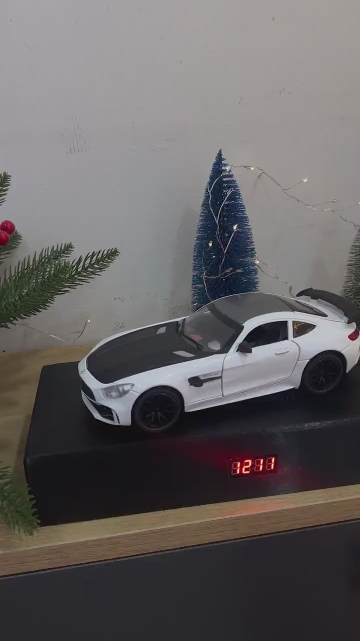 Budzik samochodowy Inspirowany Autem AMG GT R